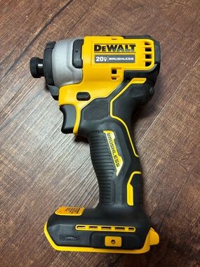 DEWALT Yellow/Black 20V Brushless Impact Driver